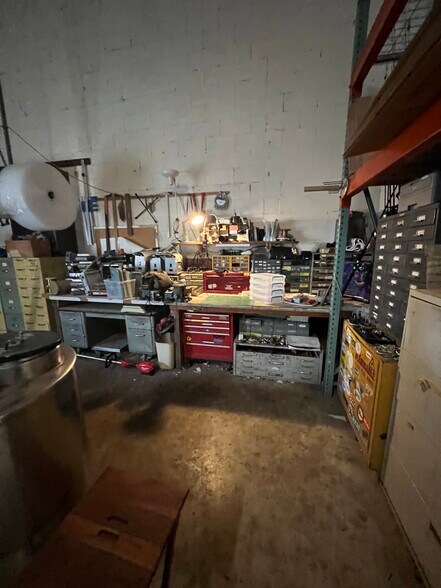 More Photos Of , Gainesville Industrial For Sale