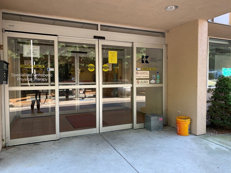 More Photos Of 7260 Post Rd, North Kingstown Medical For Lease