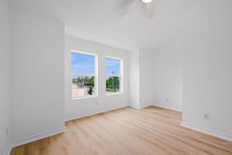 More Photos Of , San Antonio Multifamily For Sale