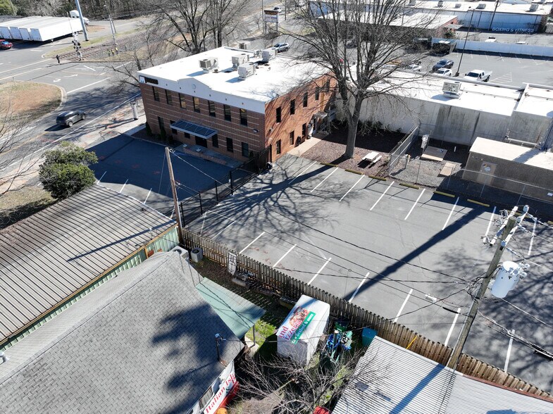 More Photos Of 4534 Old Pineville Rd, Charlotte Office For Lease