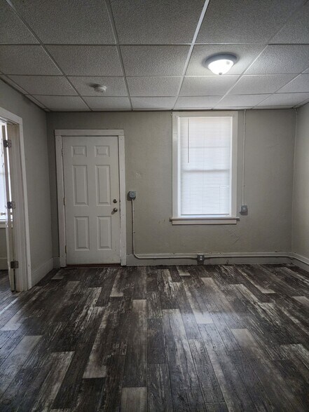 More Photos Of 255 2nd St SW, Huron Apartments For Sale