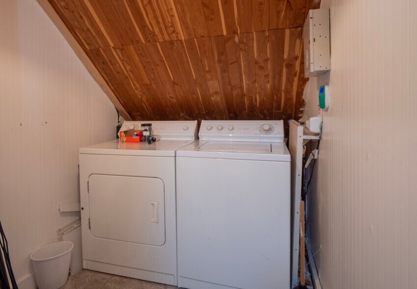More Photos Of , Newport Multifamily For Sale