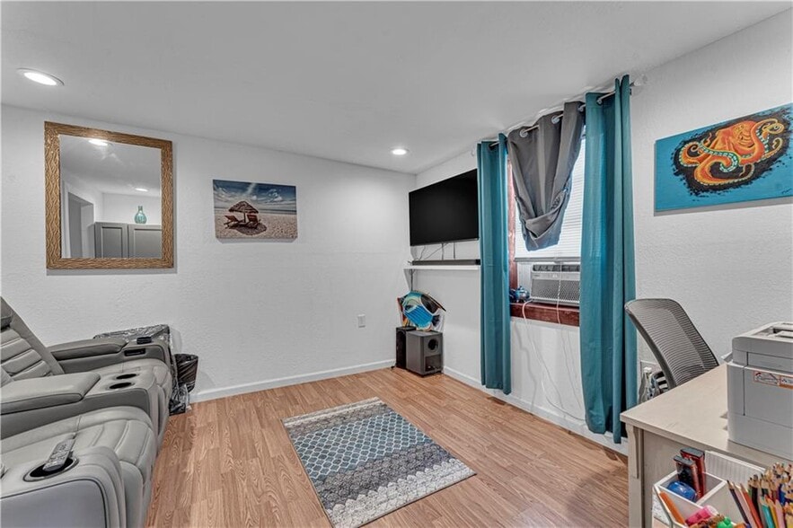 More Photos Of 19731 Nokes Farm Rd, Siloam Springs Trailer Camper Park For Sale