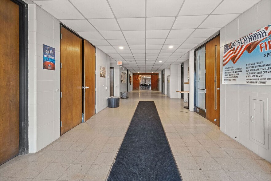 More Photos Of 307 N Main St, Loraine Lodge Meeting Hall For Sale