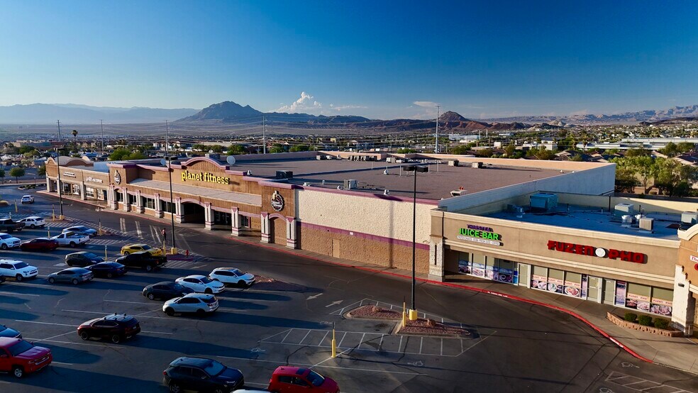 More Photos Of 200-284 E Lake Mead Dr, Henderson Unknown For Lease