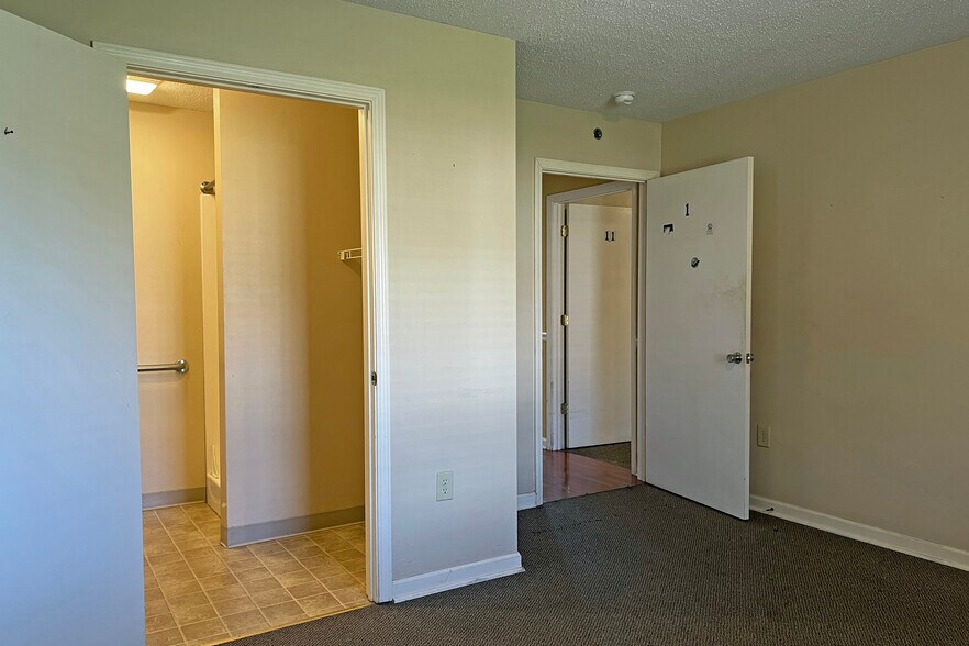 More Photos Of 1119 Brookhaven Rd, Franklin Healthcare For Sale