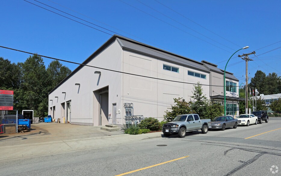 More Photos Of 375 Lynn Ave, North Vancouver Warehouse For Sale