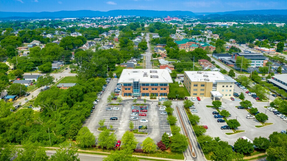 More Photos Of 251 N Lyerly St, Chattanooga Medical For Lease