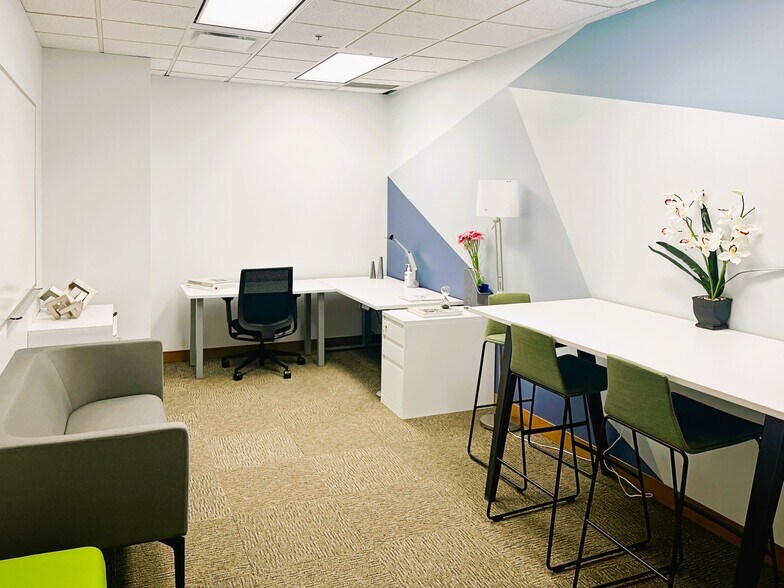 More Photos Of 888 3rd St SW, Calgary Coworking Space
