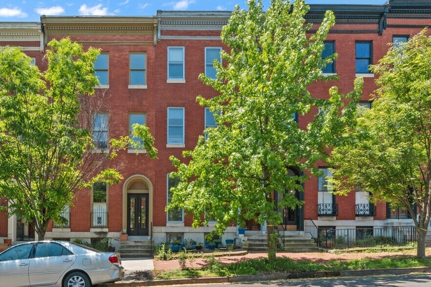 More Photos Of 1728 Bolton St, Baltimore Apartments For Sale