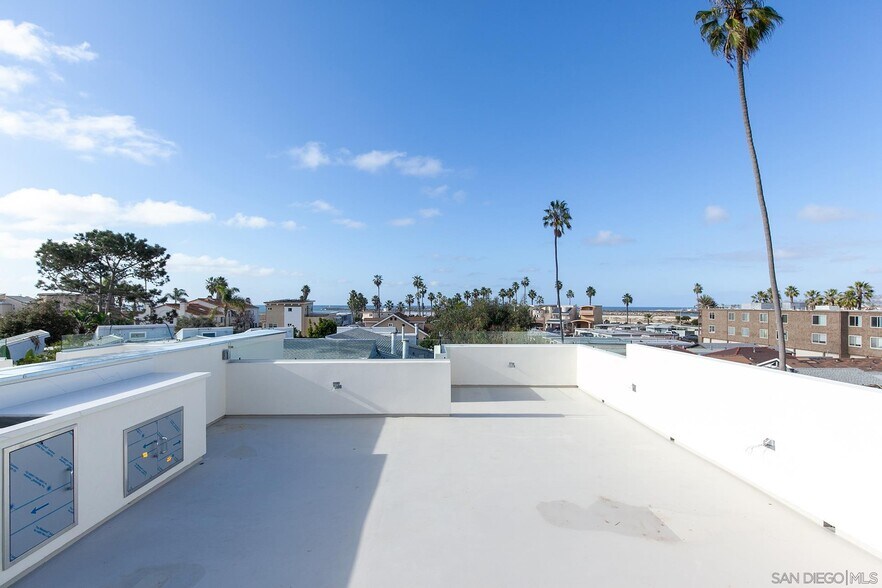 More Photos Of 2158 & 2166 Abbott st, San Diego Apartments For Sale