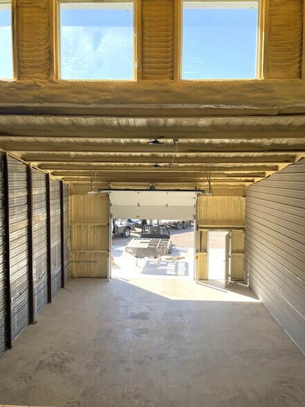 More Photos Of 5000 Gholson Rd, Waco Warehouse For Lease