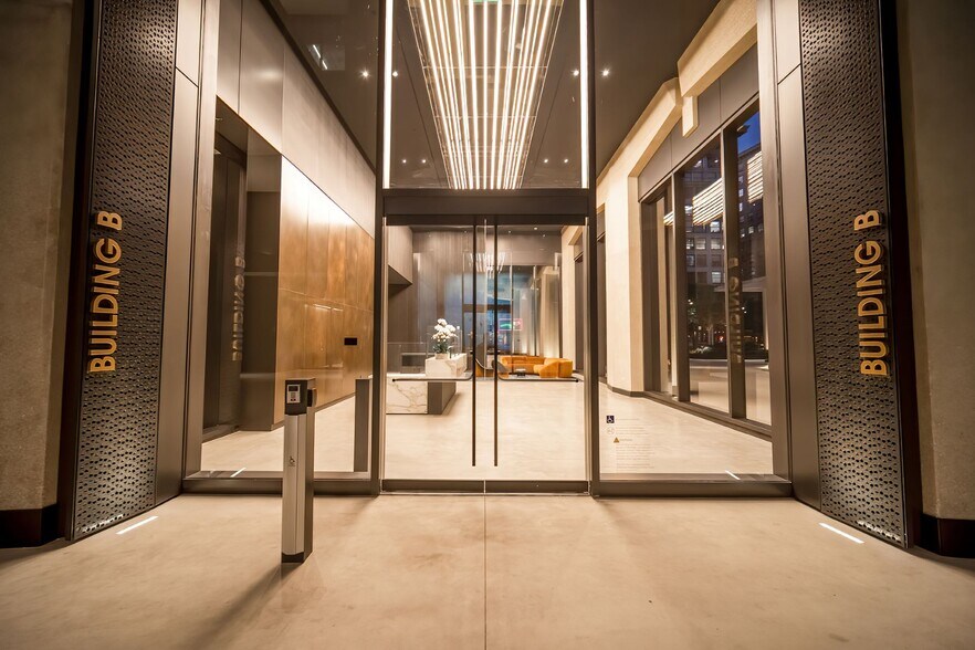 More Photos Of 110 E 9th St, Los Angeles Office For Sale