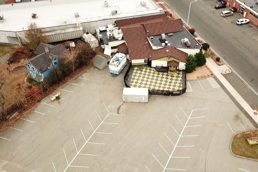 More Photos Of 1105 Main St, West Springfield Restaurant For Sale