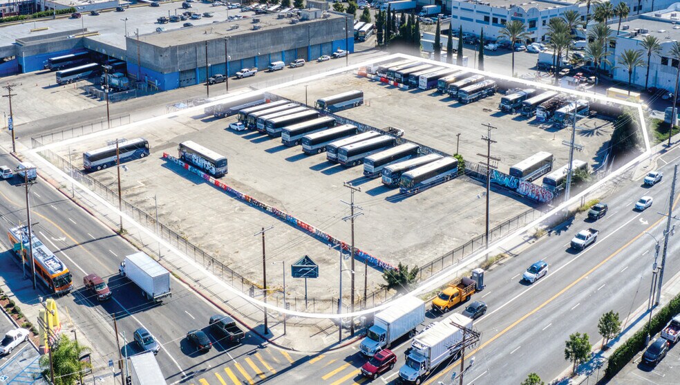 More Photos Of 1614 E 7th St, Los Angeles Unknown For Lease