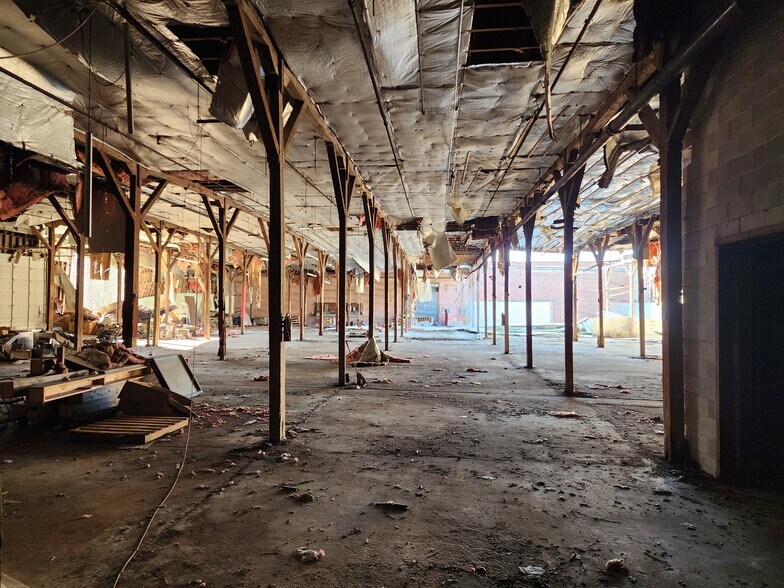 More Photos Of 801 Gold street St, Rocky Mount Industrial For Sale