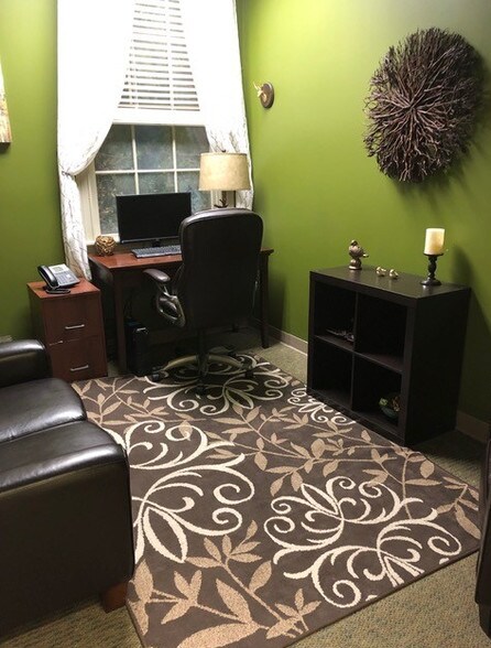 More Photos Of 1637 Athens Hwy, Grayson Office For Sale