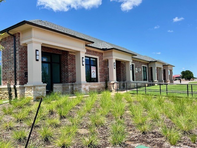 More Photos Of 7700 Preston Rd, Frisco Medical For Sale