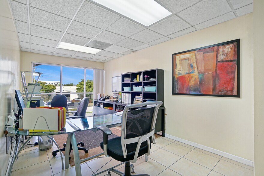 More Photos Of 8200-8358 NW 30th Ter, Doral Coworking Space