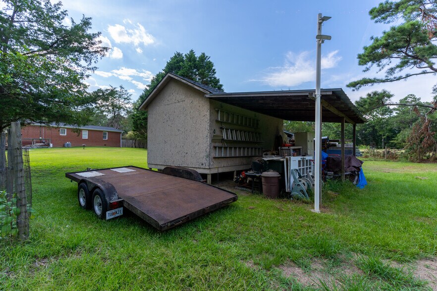 More Photos Of 1537 Jackson St, Locust Grove Office Residential For Sale