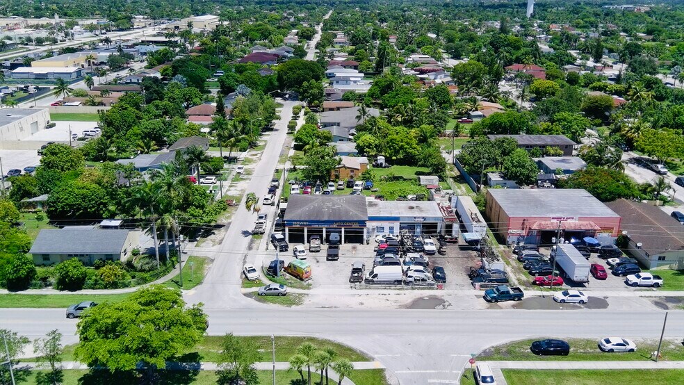 More Photos Of 777 W Mowry Dr, Homestead Service For Sale