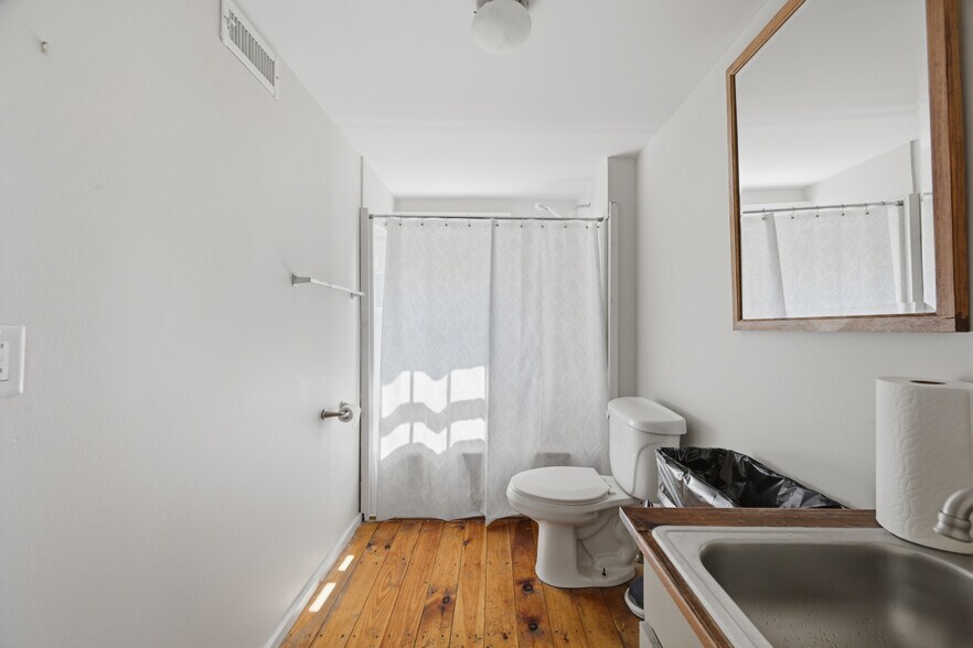 More Photos Of 21 Furnace St, Danielson Storefront For Sale