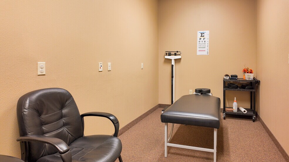 More Photos Of 3235 SW 34th St, Ocala Medical For Lease