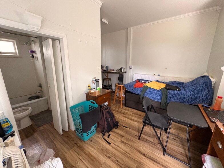 More Photos Of 401 N Salisbury St, West Lafayette Apartments For Sale