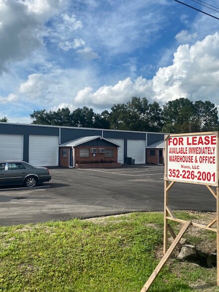 Primary Photo Of 2832 NE 20th Way, Gainesville Service For Lease