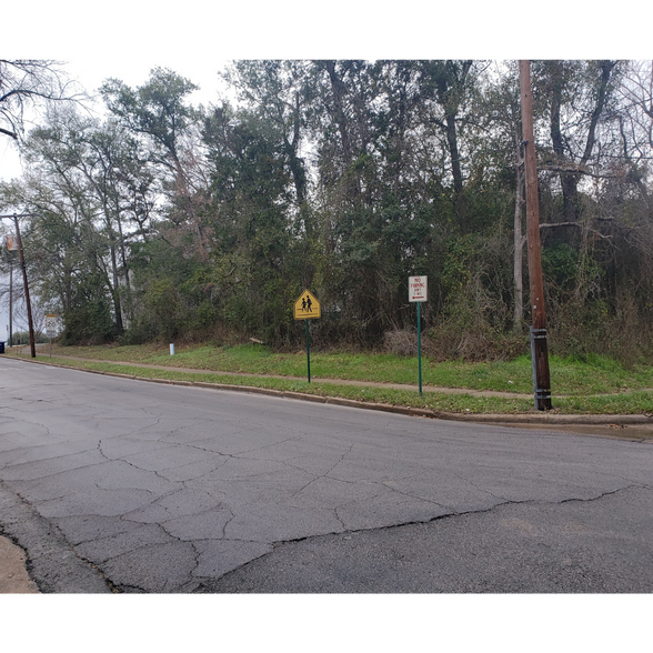 More Photos Of 1040 9th St, Huntsville Land For Sale