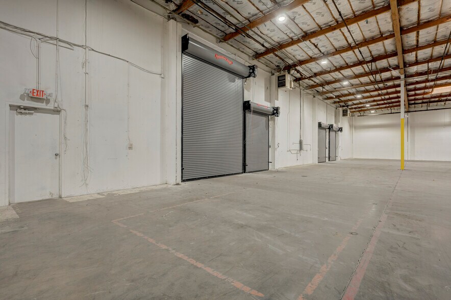 More Photos Of 575-585 Reactor Way, Reno Distribution For Lease