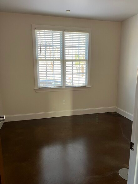 More Photos Of 727 W Hargett St, Raleigh Office Residential For Lease