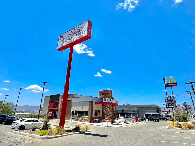 More Photos Of 7122 Gateway Blvd E, El Paso Restaurant For Lease