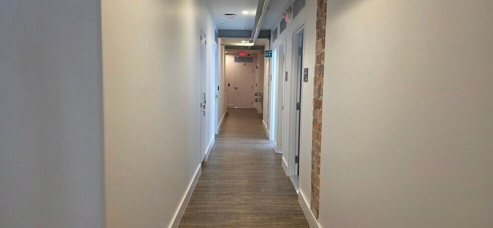 More Photos Of 1110 Central Ave, Saint Petersburg Medical For Lease