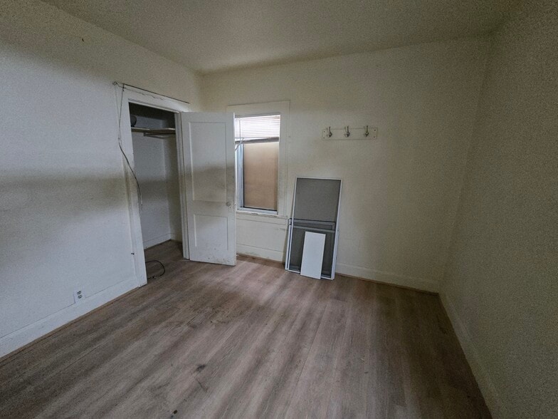 More Photos Of 3245 Penn Ave N, Minneapolis Apartments For Sale