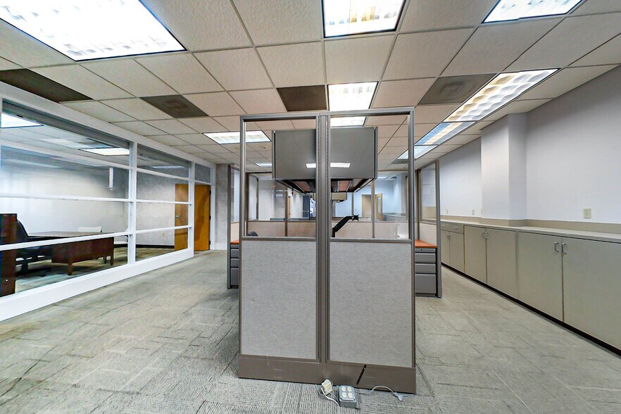 More Photos Of 257-259 W Main Ave, Gastonia Office For Lease