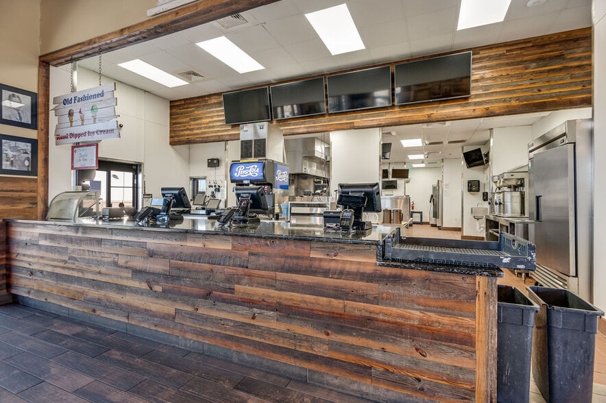 More Photos Of 2470 Gum Branch Rd, Jacksonville Restaurant For Sale