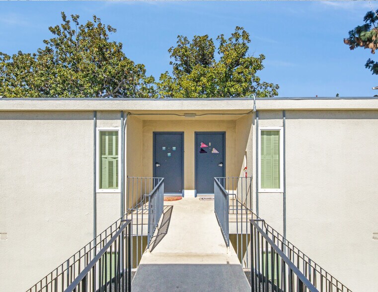 More Photos Of 265 N Oakland Ave, Pasadena Apartments For Sale