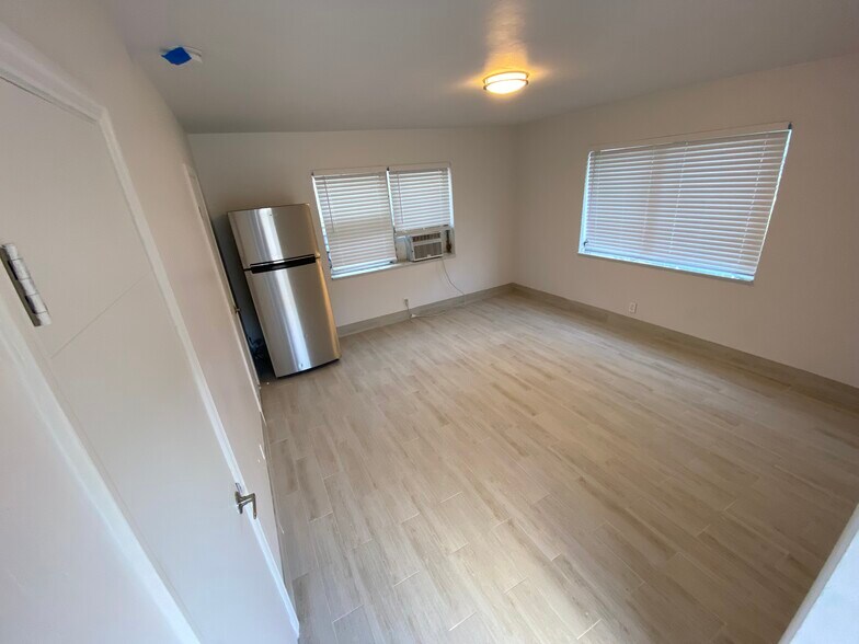 More Photos Of 1723 Liberty St, Hollywood Apartments For Sale