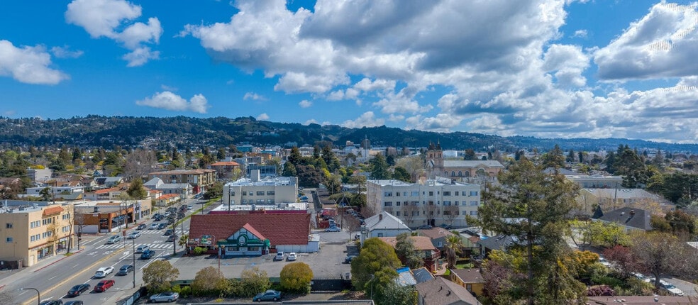More Photos Of 1514-1516 University Ave, Berkeley Storefront For Sale