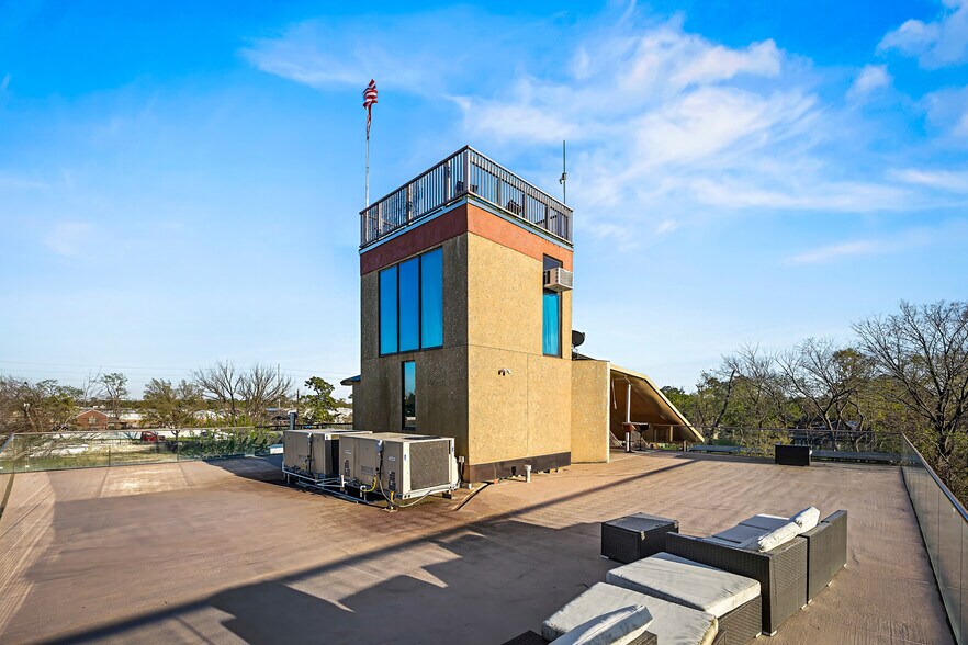 More Photos Of 4015 Luell St, Houston Specialty For Sale