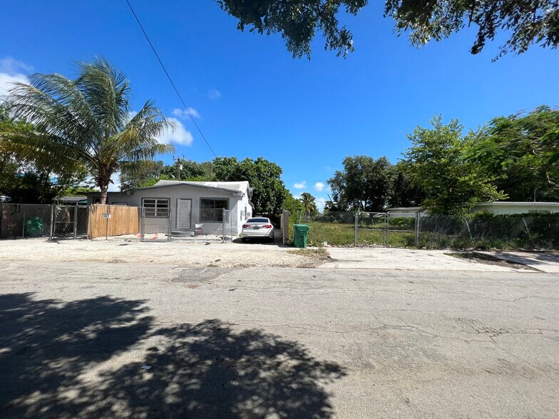 More Photos Of 645 NW 65th St, Miami Land For Sale