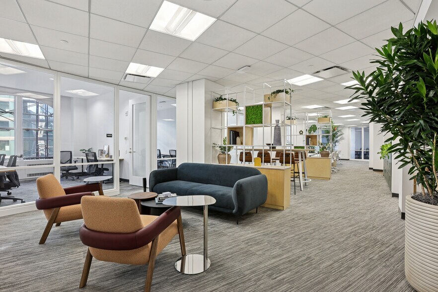 Primary Photo Of 5 Columbus Cir, New York Coworking Space