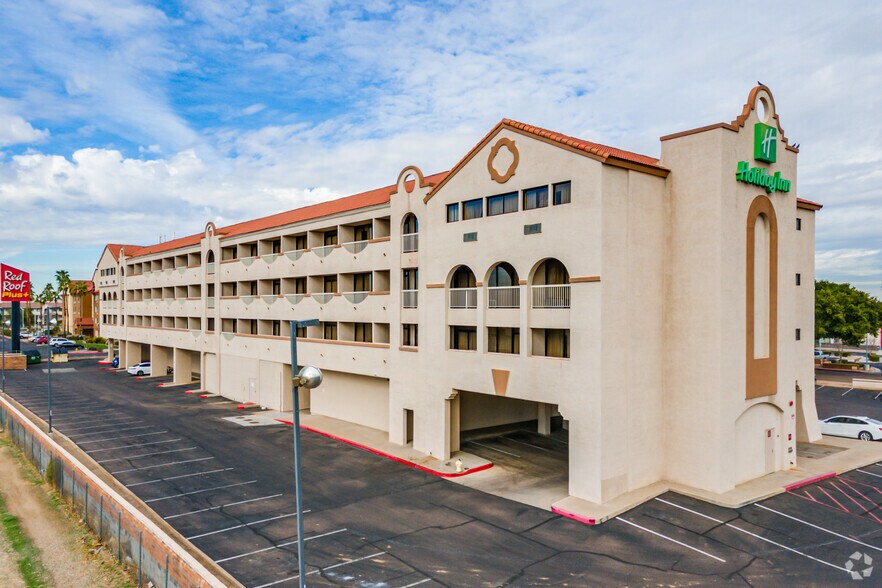 More Photos Of 1500 N 51st Ave, Phoenix Hotel For Lease