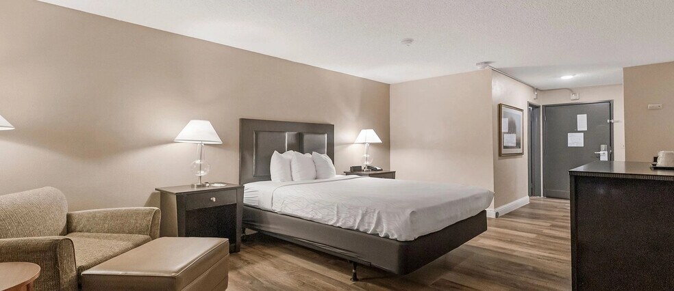 More Photos Of 730 N Palora Ave, Yuba City Hotel For Sale