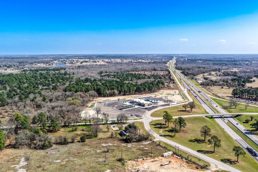 More Photos Of 24782 Interstate 20 W, Lindale General Retail For Lease