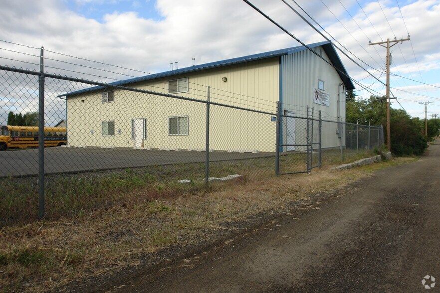 More Photos Of 13315 W 13th Ave, Airway Heights Light Manufacturing For Sale