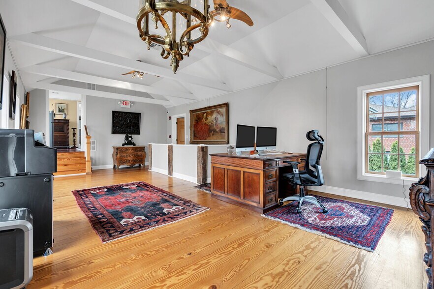 More Photos Of 137 Stockton St, Hightstown Flex For Sale