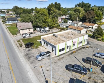 Primary Photo Of 3509 N 30th St, Omaha General Retail For Sale