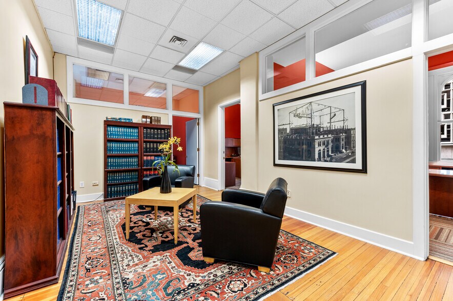 More Photos Of 730 17th St, Denver Office For Sale